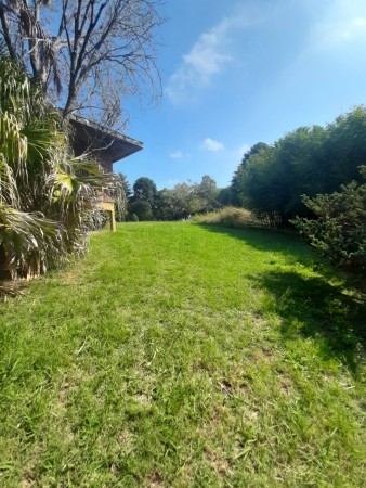 CASA EN VENTA  CON SALIDA AL RIO