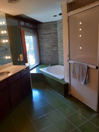 CASA EN VENTA  CON SALIDA AL RIO