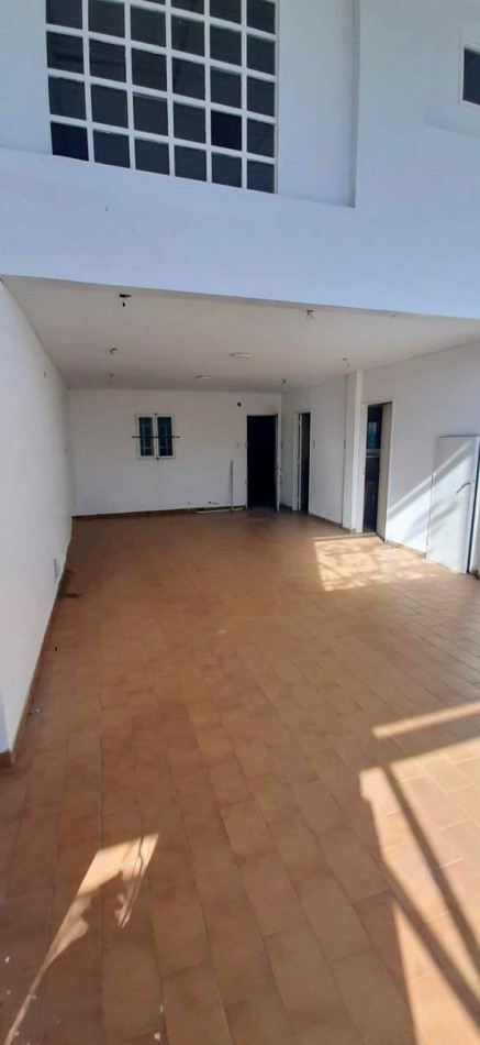 LOCAL EN VENTA - mas DEPOSITO