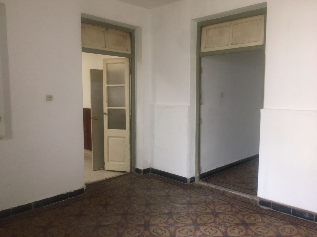 CASA A LA VENTA - BARRIO HOPPE