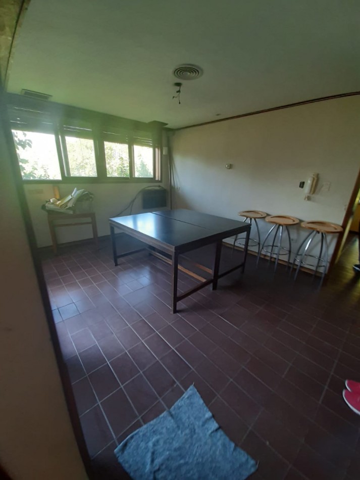 CASA EN VENTA  CON SALIDA AL RIO