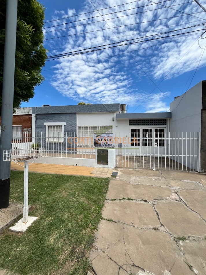 Propiedad en Venta av. cdoro rivadavia al 700